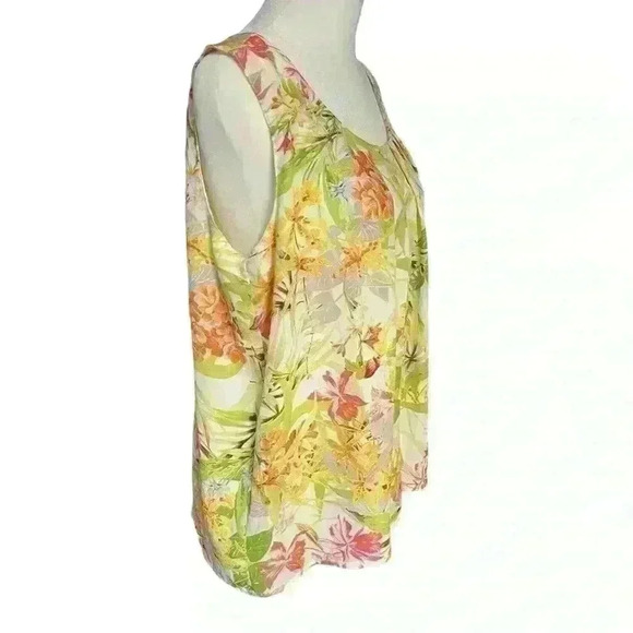 Rose and Olive Floral Sleeveless Blouse. Size M Floral Back Zipper Hawaiian - Picture 3 of 8